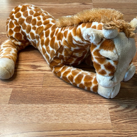 FAO Schwarz Other - FAO giraffe plush